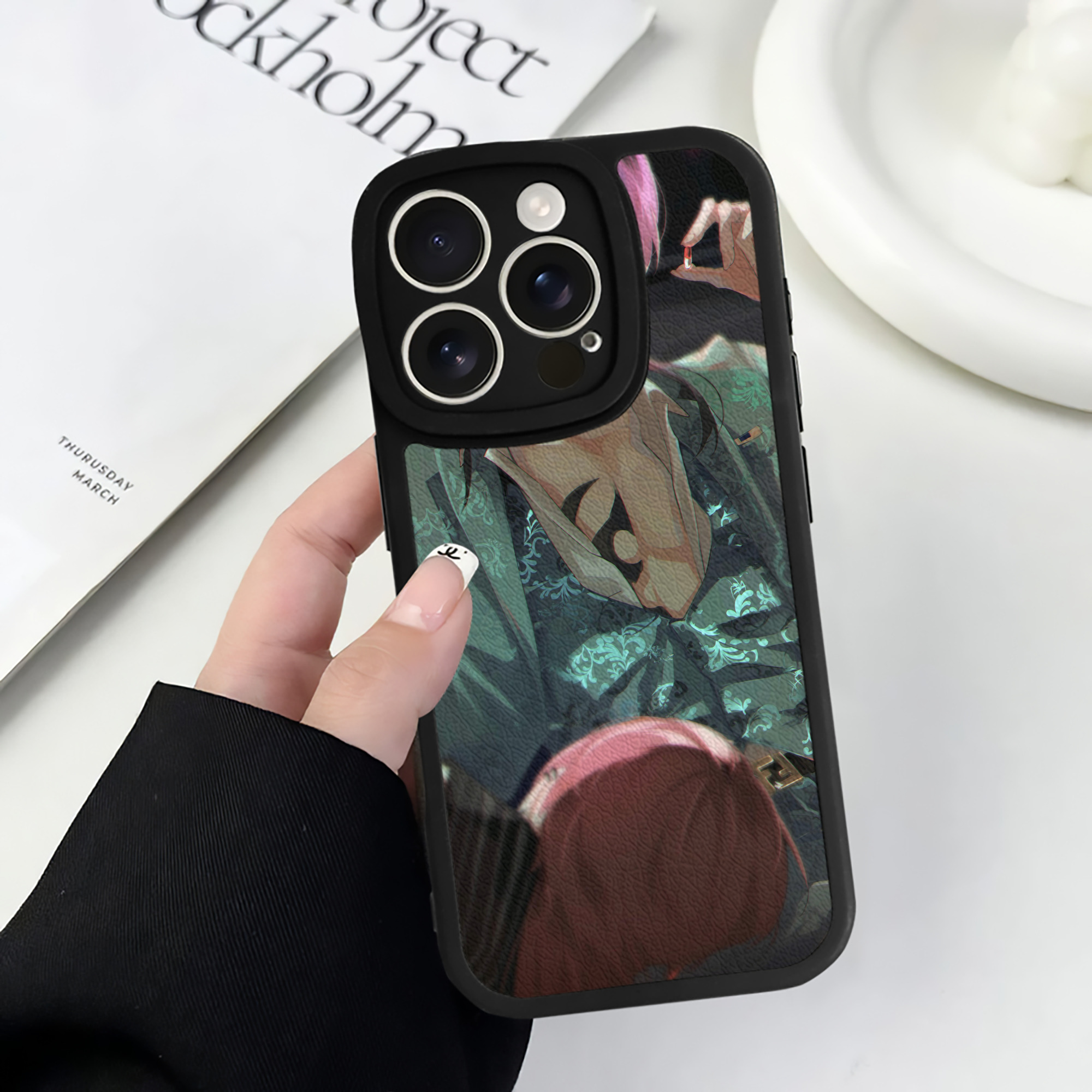 （画像用） 東京リベンジャーズ Tokyo Revengers 【iPhone 16シリーズ対応】シリコンスマホケース（レザー調） 材質：シリコン